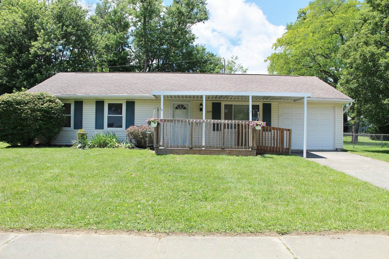 3215 Nantucket Street - Photo 1