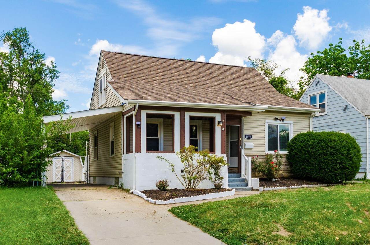 1176 Duxberry Avenue - Photo 1