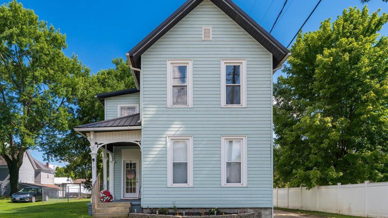 17 Oak Street - Photo 1