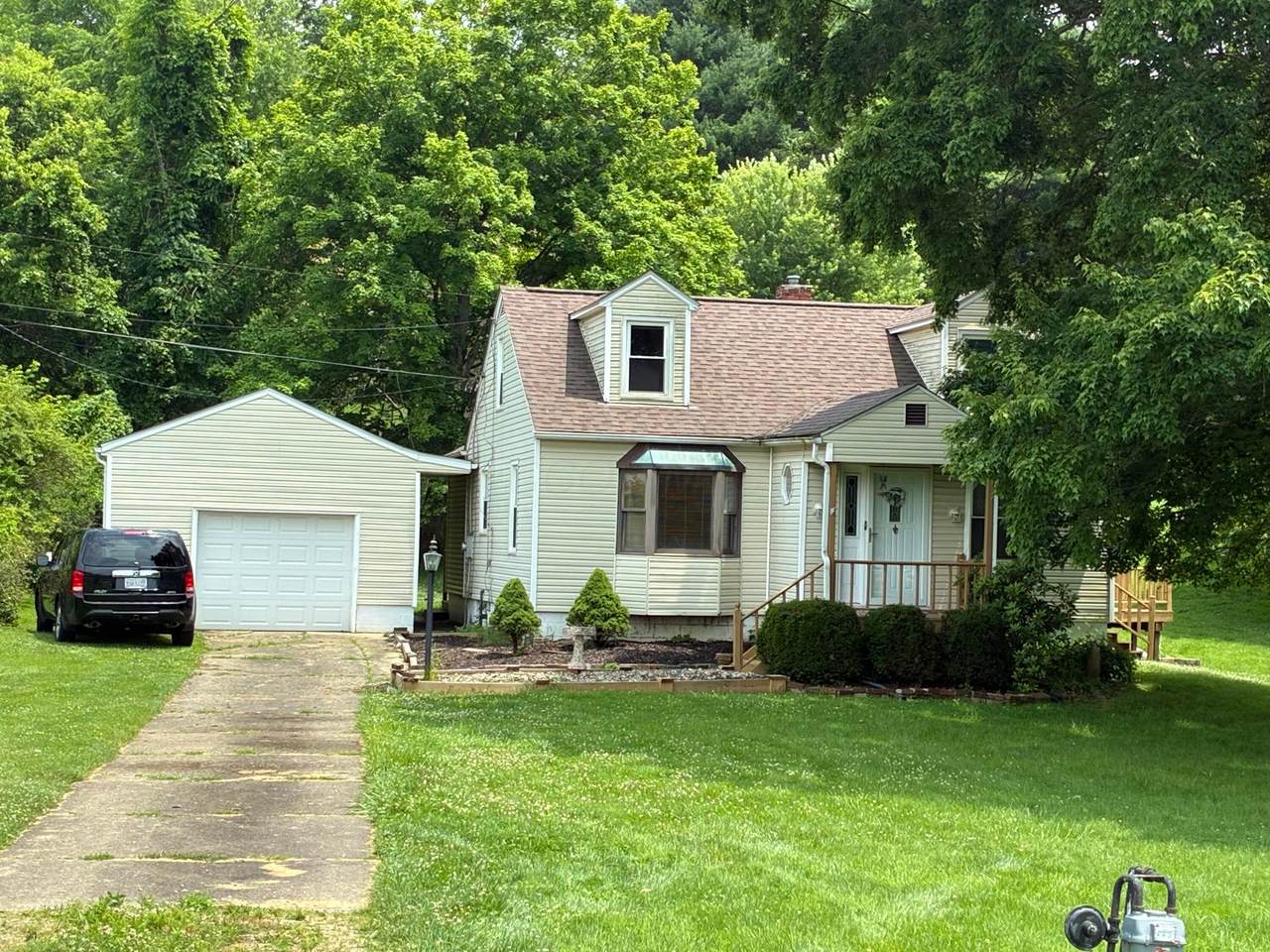 2110 Lancaster Newark Road - Photo 1