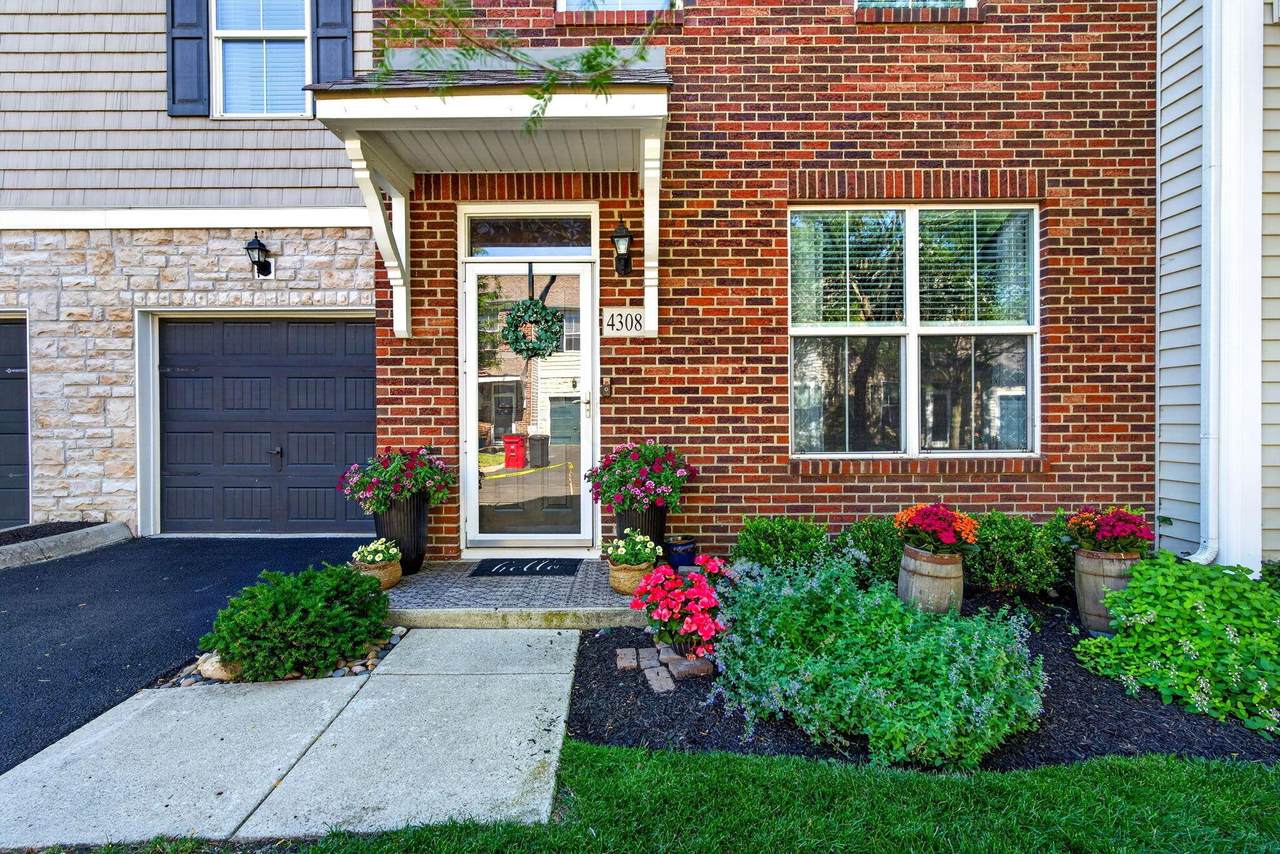 4308-25 Sunninghill Drive - Photo 1