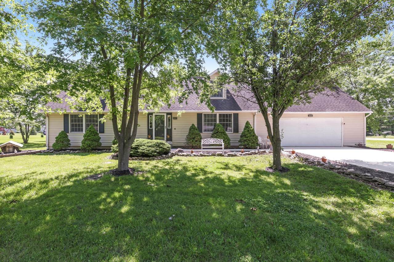 10221 Brock Road - Photo 1