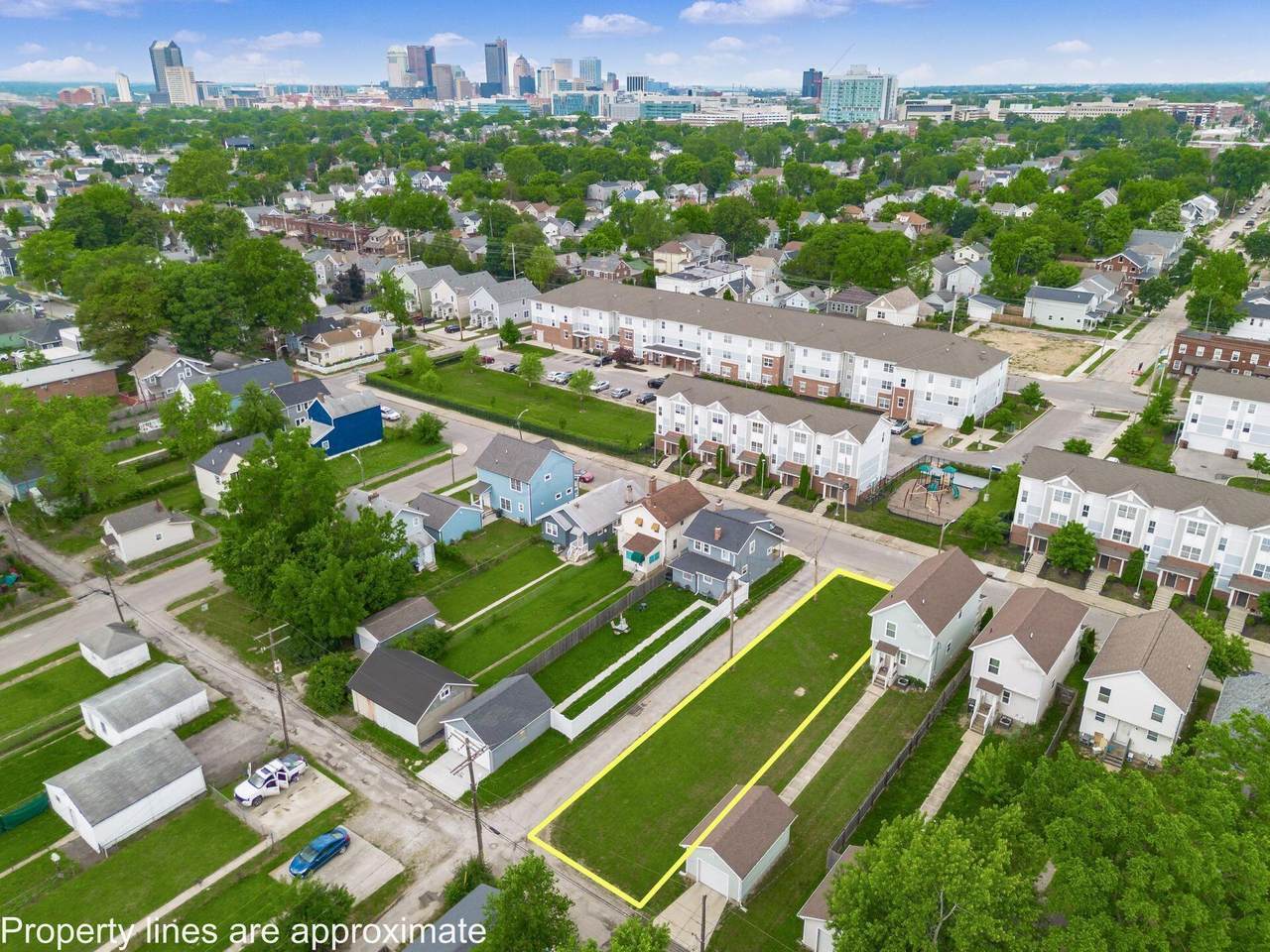 783 Reinhard Avenue - Photo 1