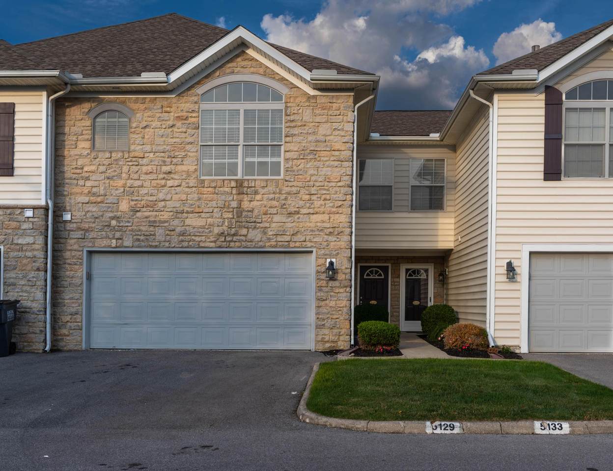 5129 Vinings Bend - Photo 1