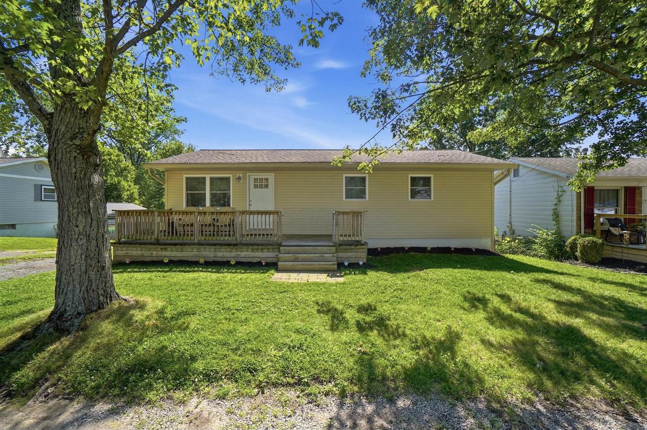 728 Baker Street - Photo 1