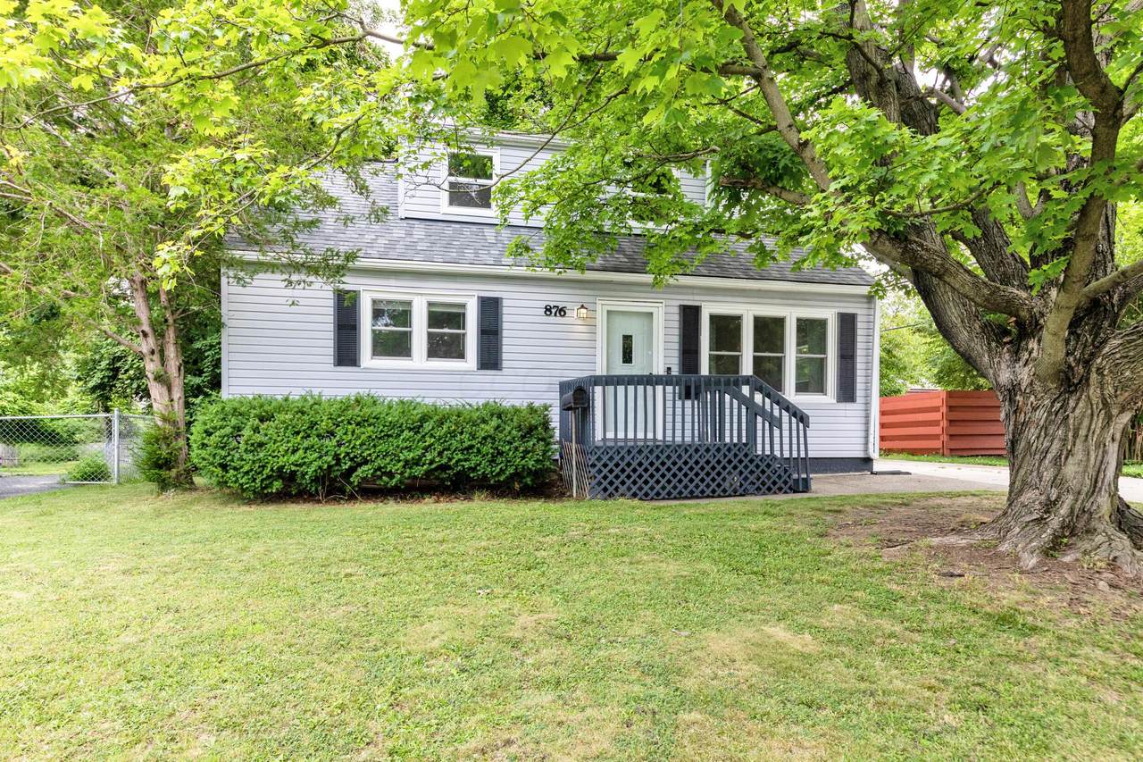 876 Minerva Avenue - Photo 1