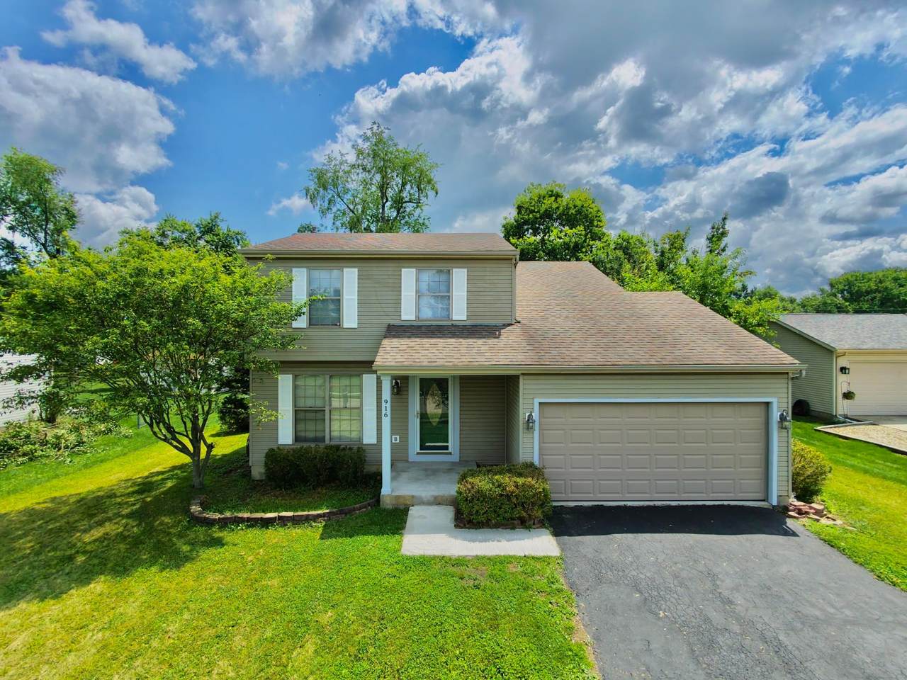 916 Lateglow Court - Photo 1