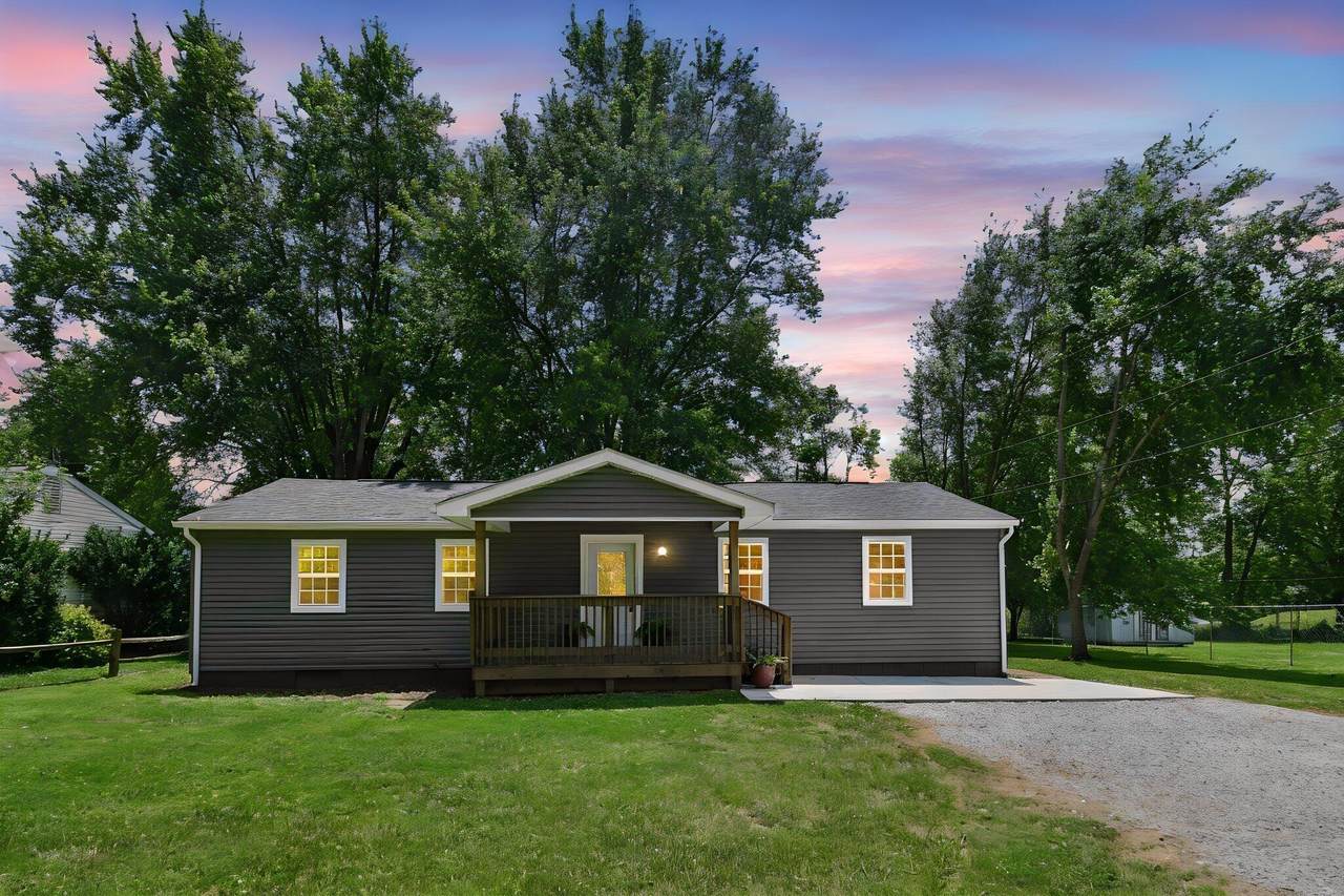 8 Brown Avenue - Photo 1