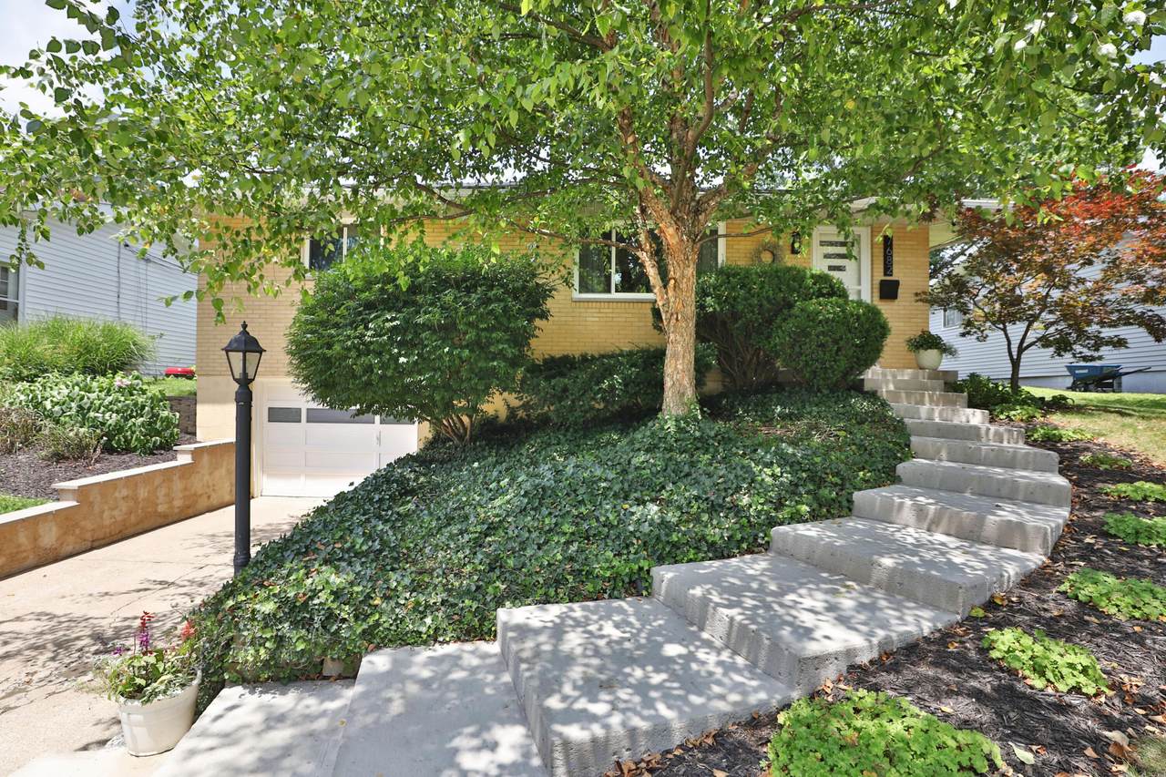 7682 Broadwyn Drive - Photo 1