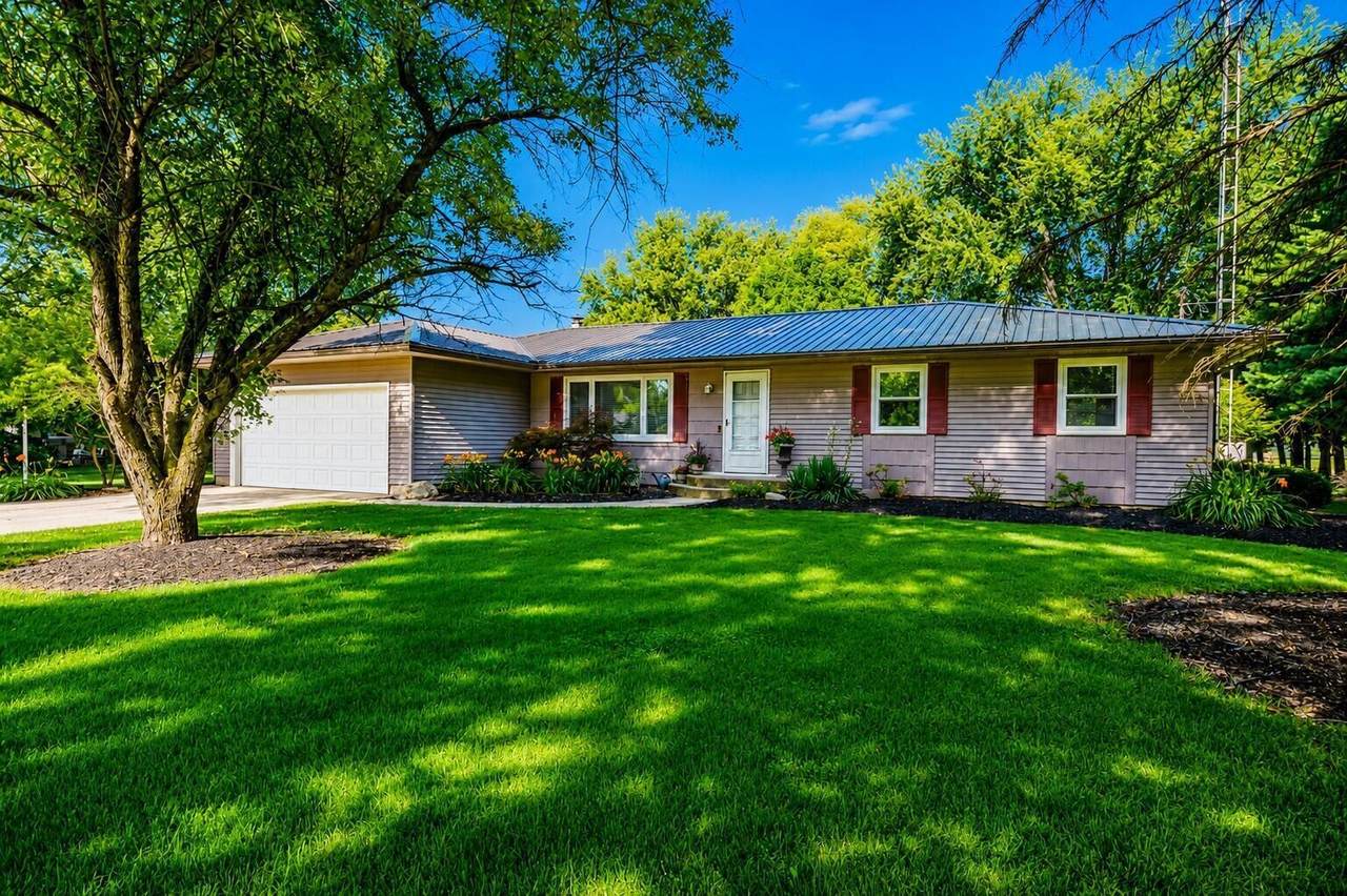 3172 River Road - Photo 1