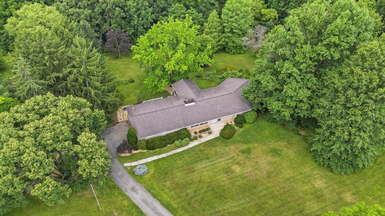 525 Hempstead Road - Photo 1