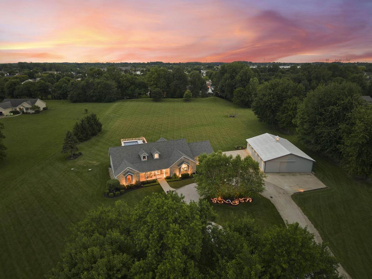 2360 Lewis Center Road - Photo 1