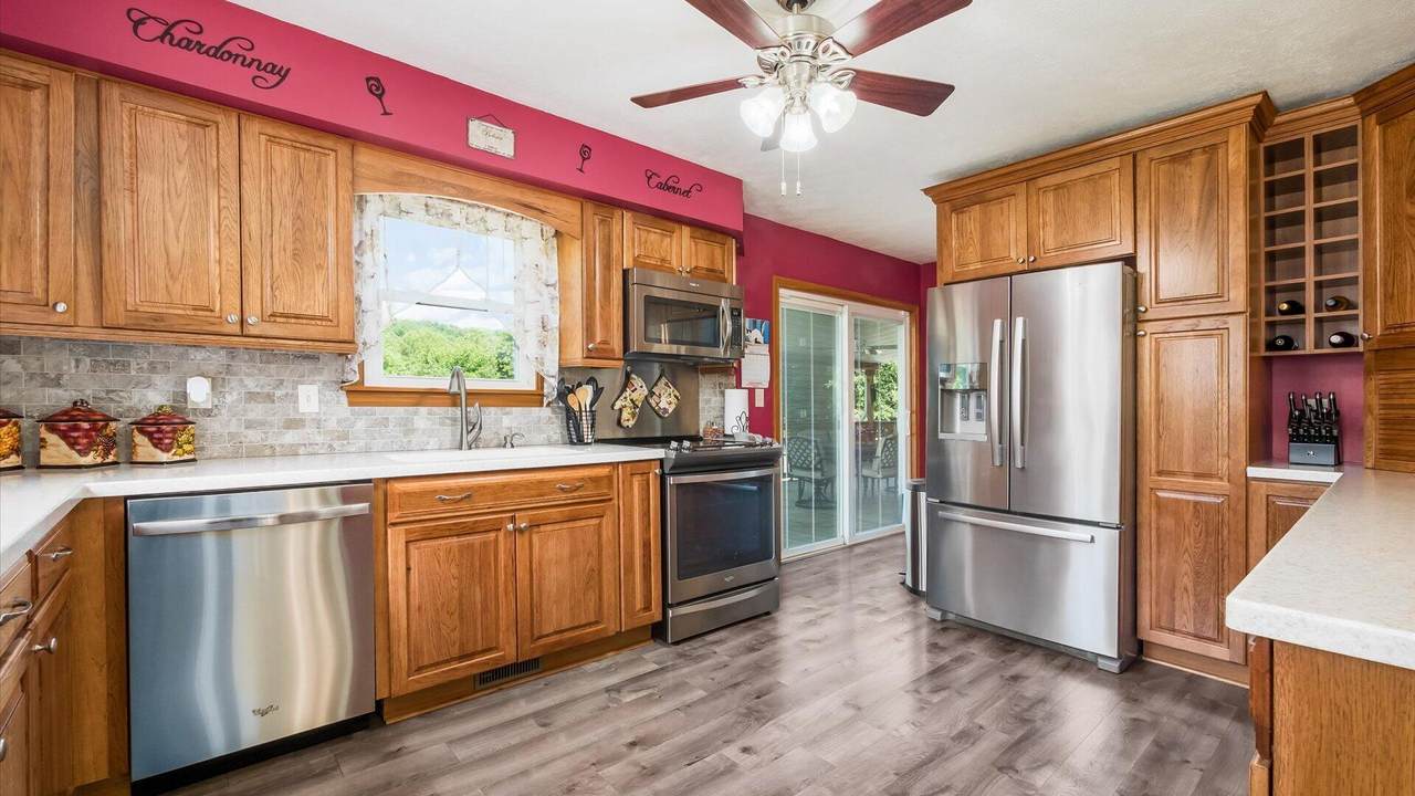 https://bt-photos.global.ssl.fastly.net/columbus/1280_boomver_1_226024804-2.jpg