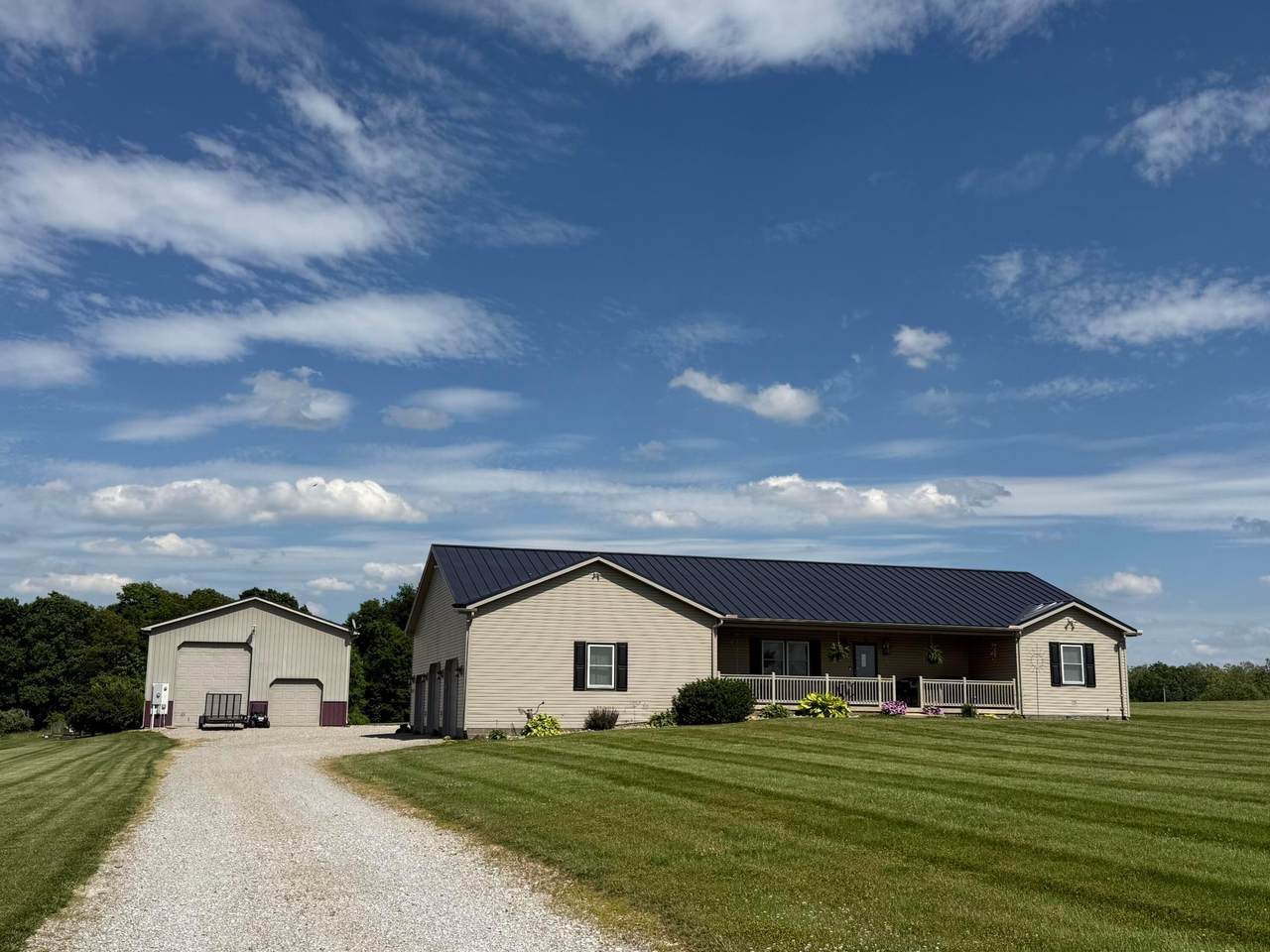 4982 Winchester Southern Road - Photo 1