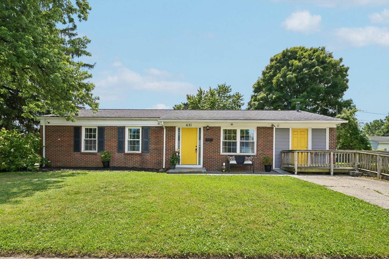 621 King George Avenue - Photo 1
