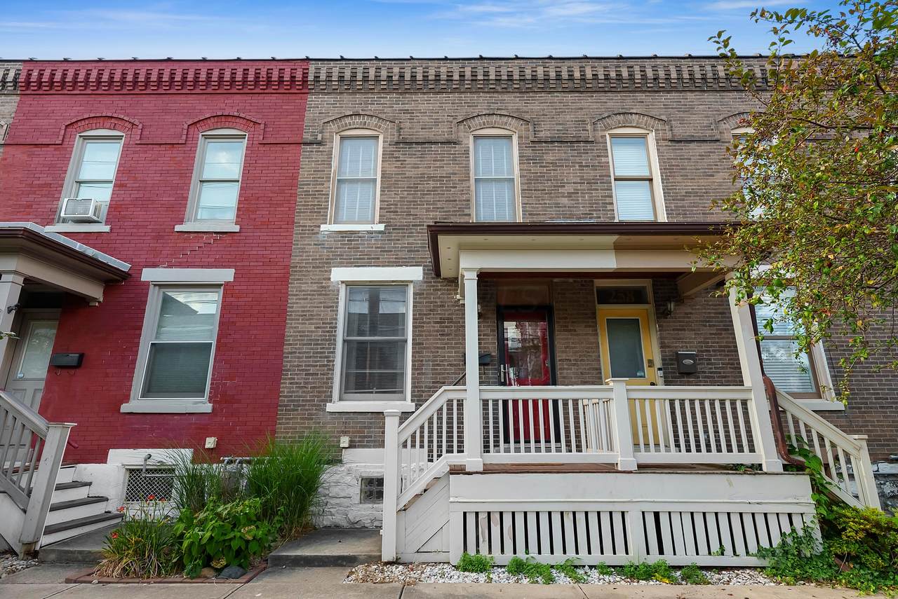 256 2nd Avenue - Photo 1
