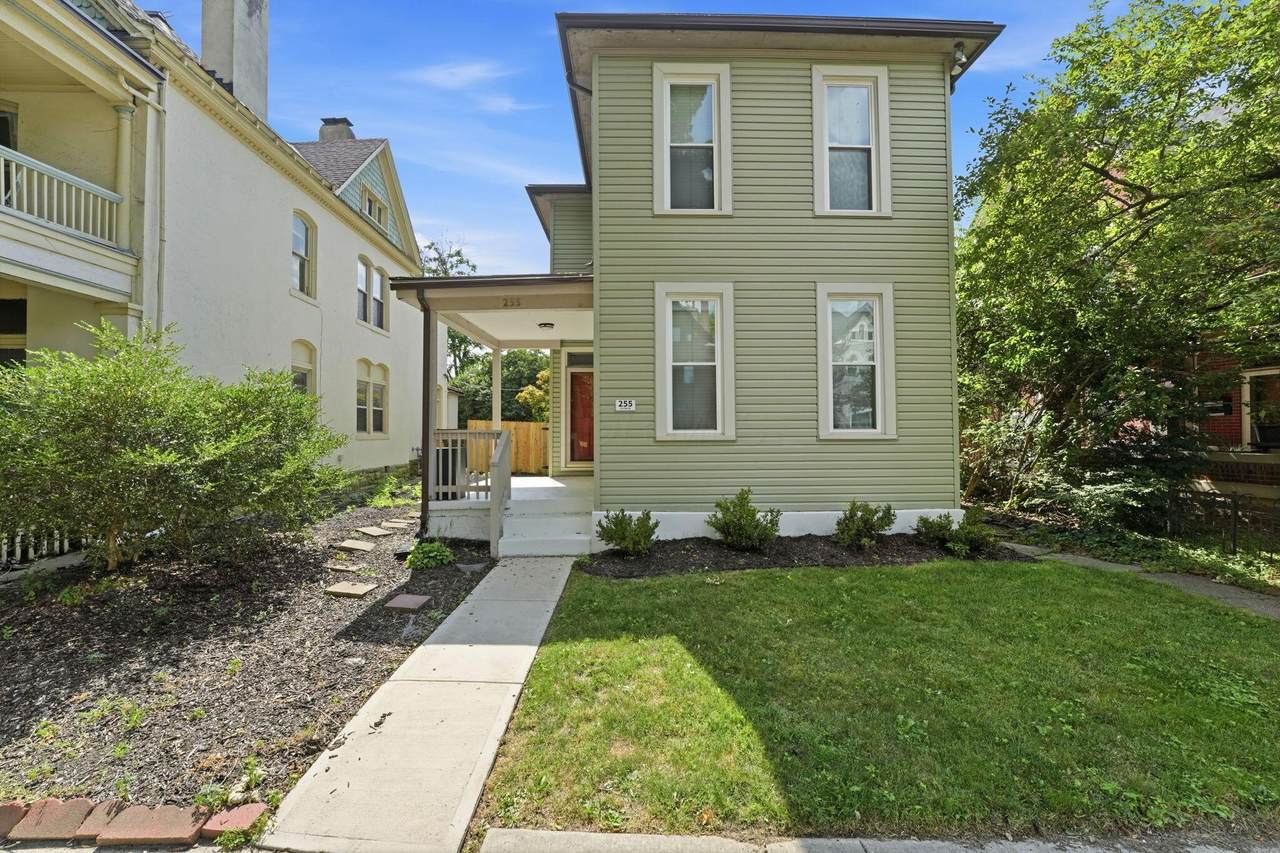 255 17th Street - Photo 1