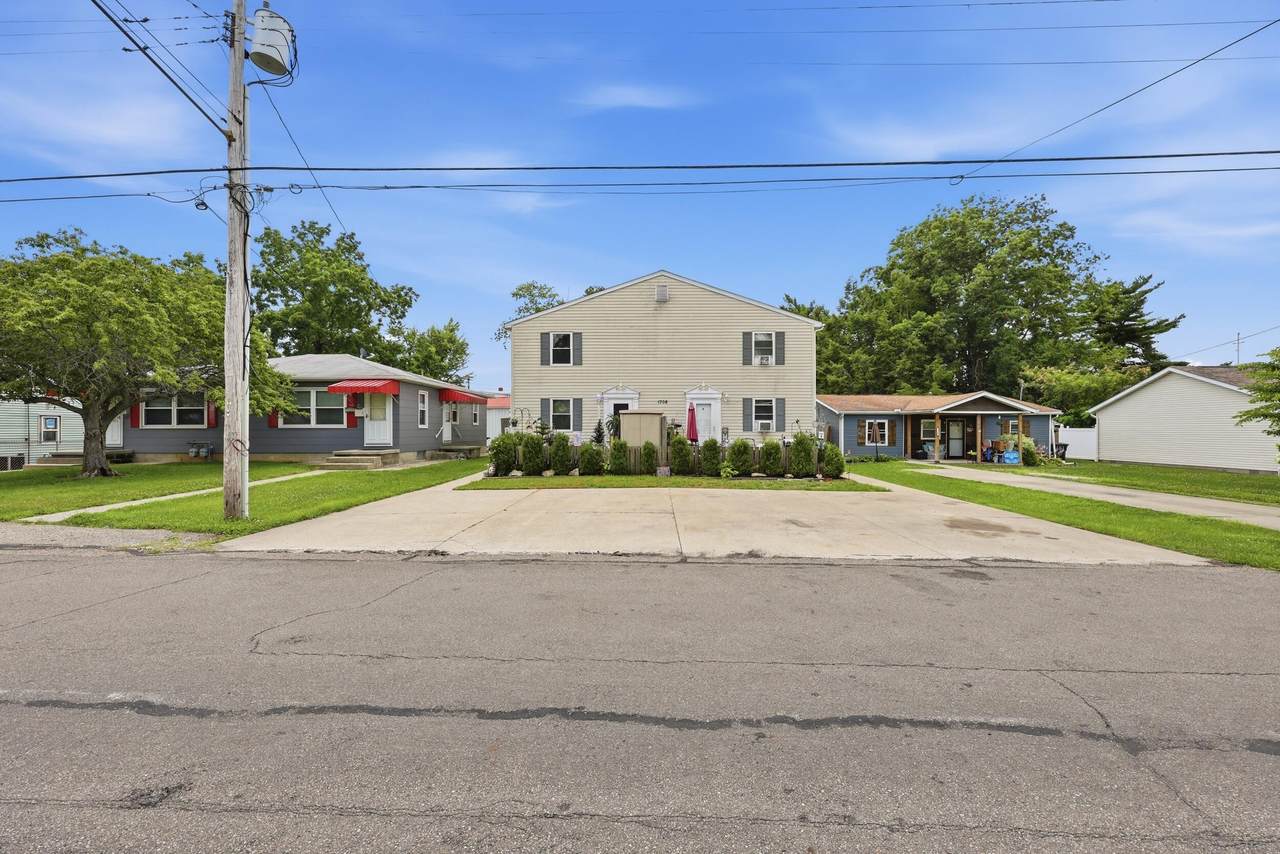 1708 Graylock Street - Photo 1