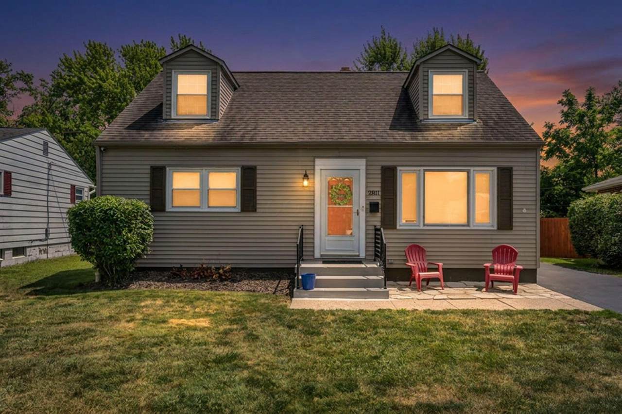 2811 Brookpark Circle - Photo 1