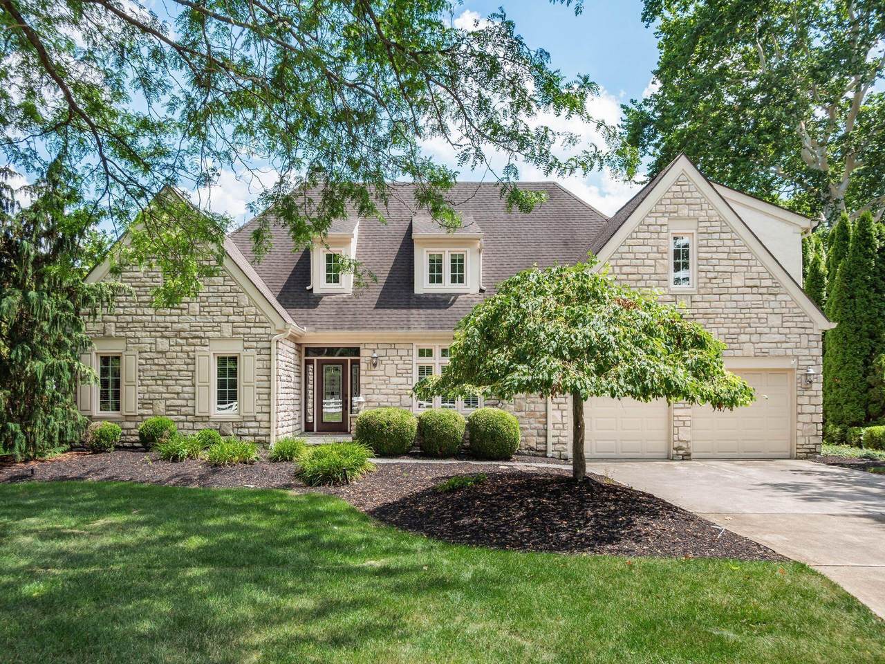 5752 Highland Lakes Avenue - Photo 1