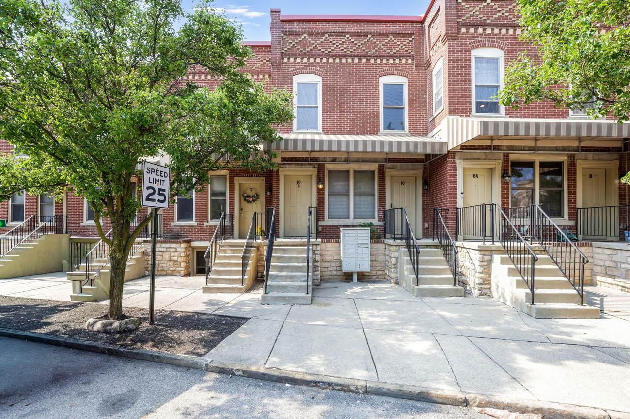 10 1/2 Clark Place - Photo 1