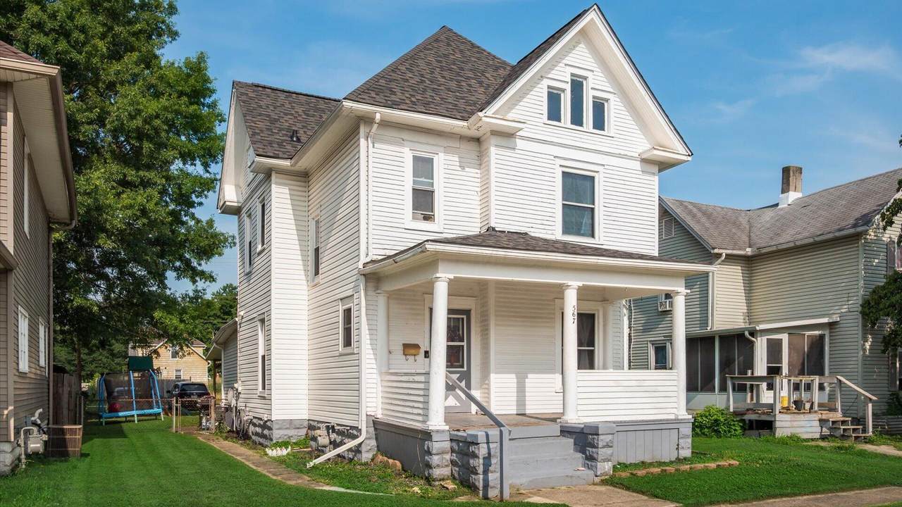567 Maple Avenue - Photo 1