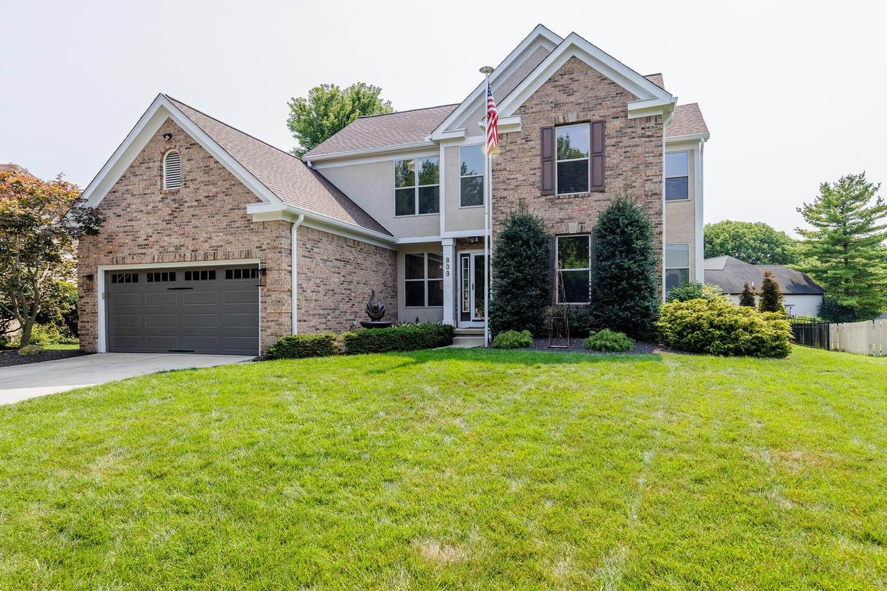 809 Aldengate Drive - Photo 1