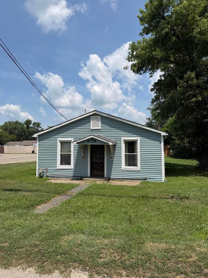 1354 North Street - Photo 1