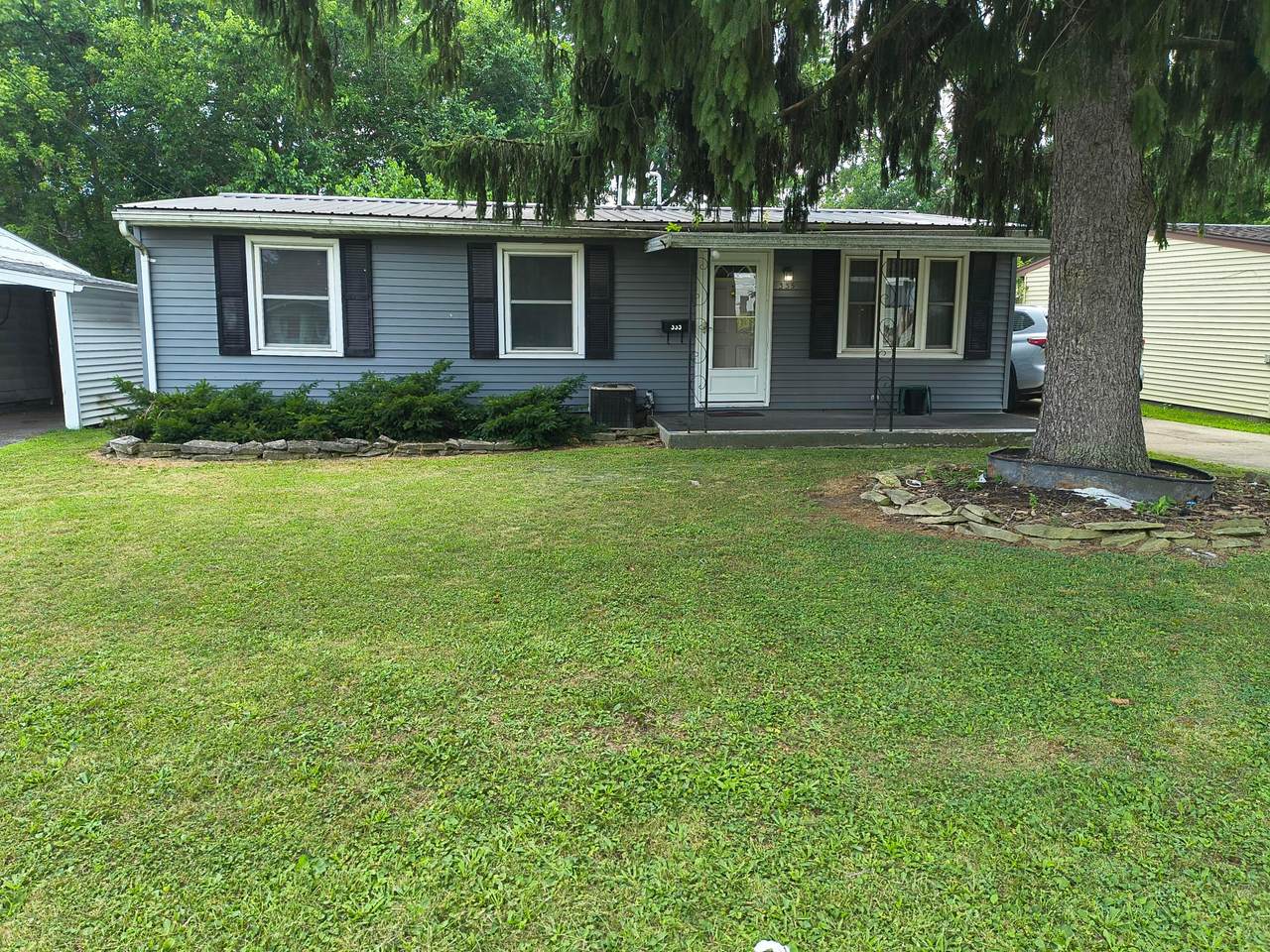335 Farming E Street - Photo 1