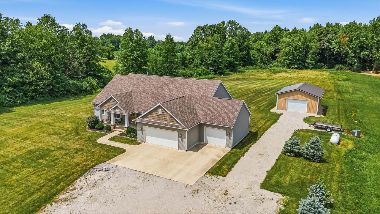 2585 Township Road 224 - Photo 1