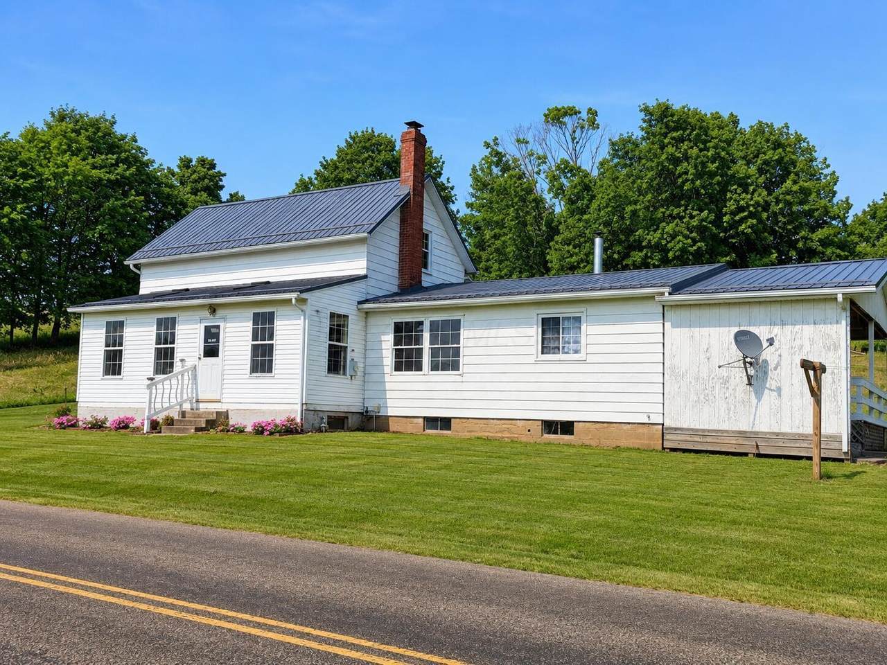 10050 Pipesville Road - Photo 1