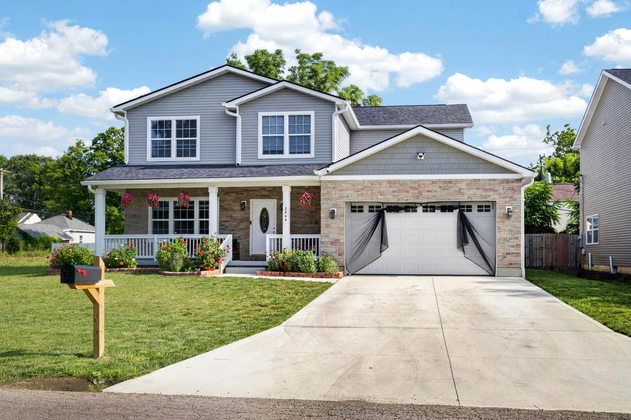 2444 Kilbourne Avenue - Photo 1