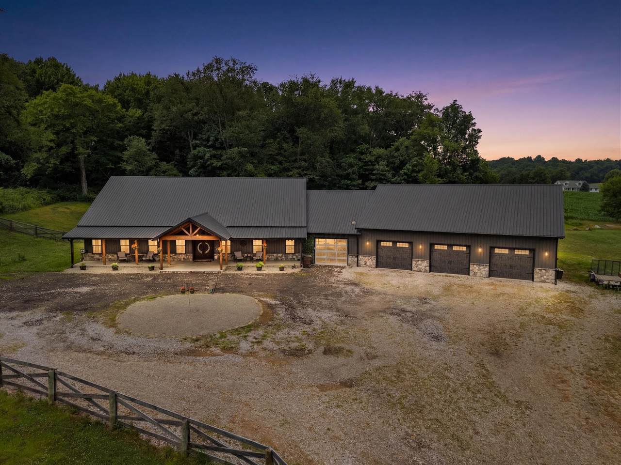16265 Fredericktown Amity Road - Photo 1
