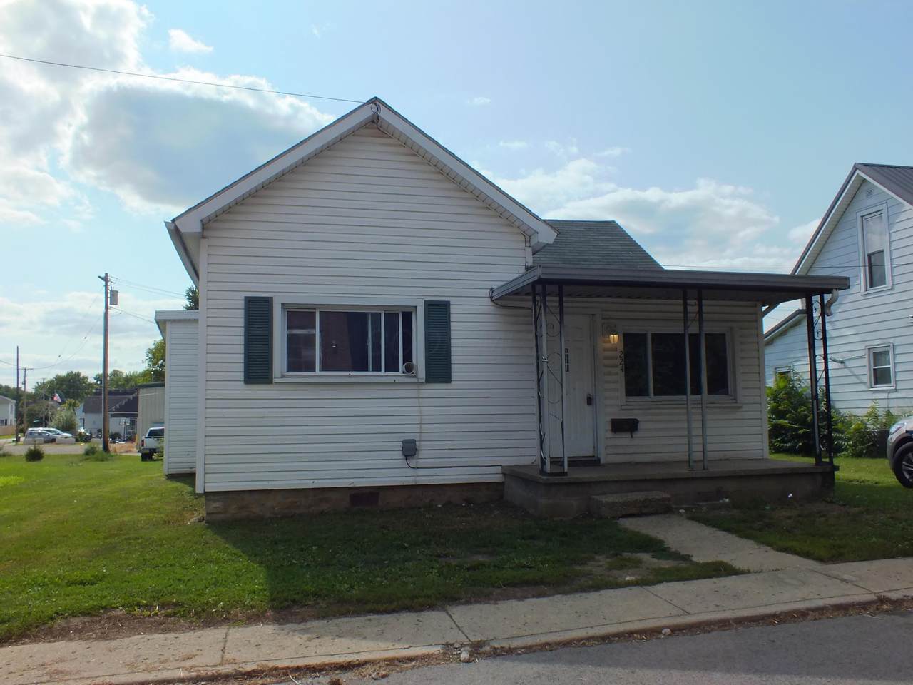224 Ward Street - Photo 1