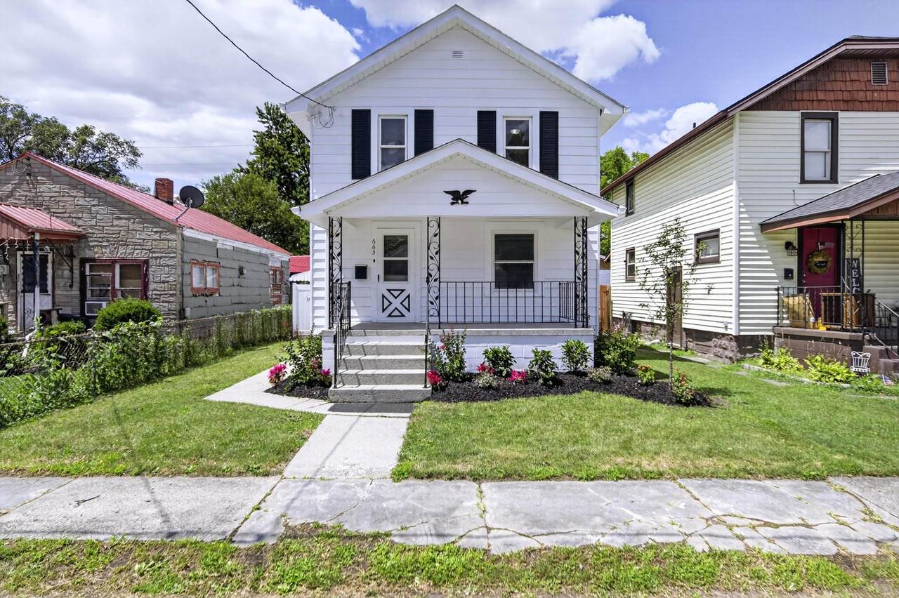 663 Henry Street - Photo 1
