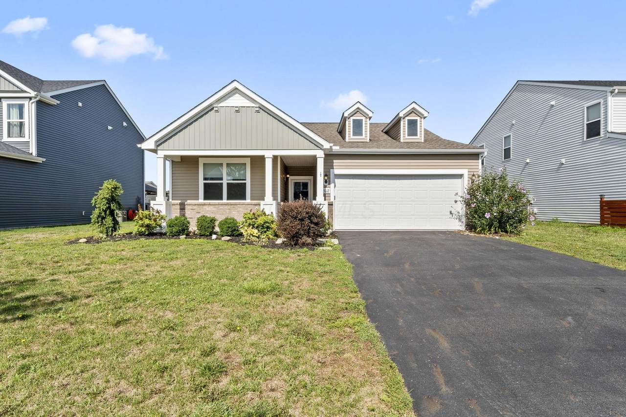 5012 Roese Avenue - Photo 1
