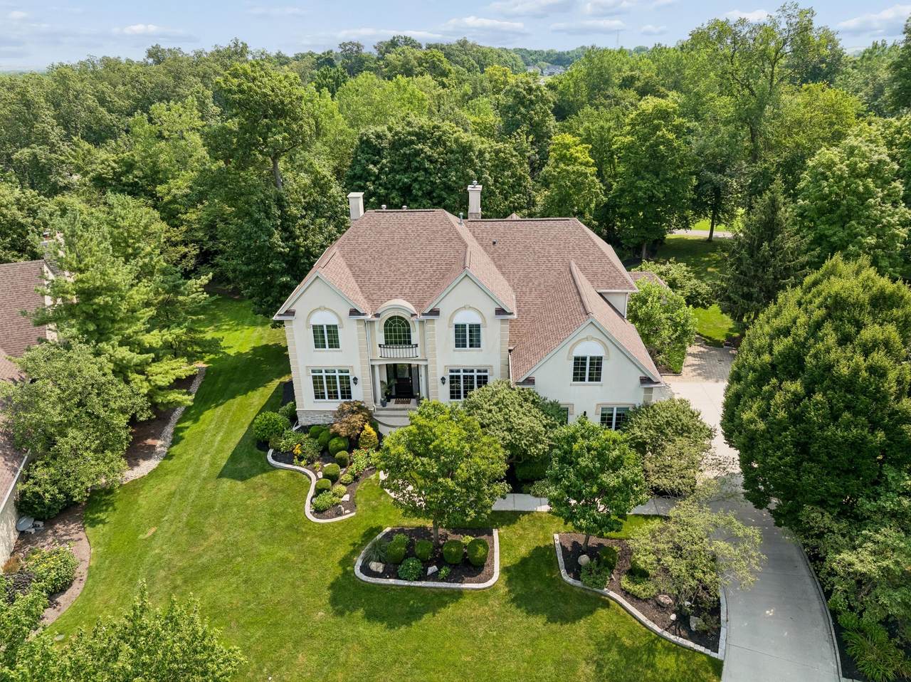 8914 Tartan Fields Drive - Photo 1