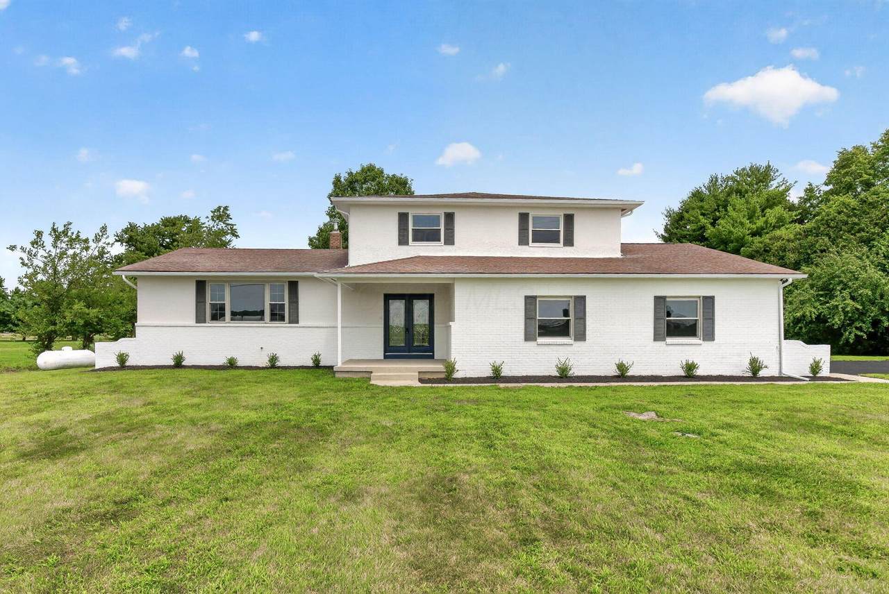 5768 London-Lancaster Road - Photo 1