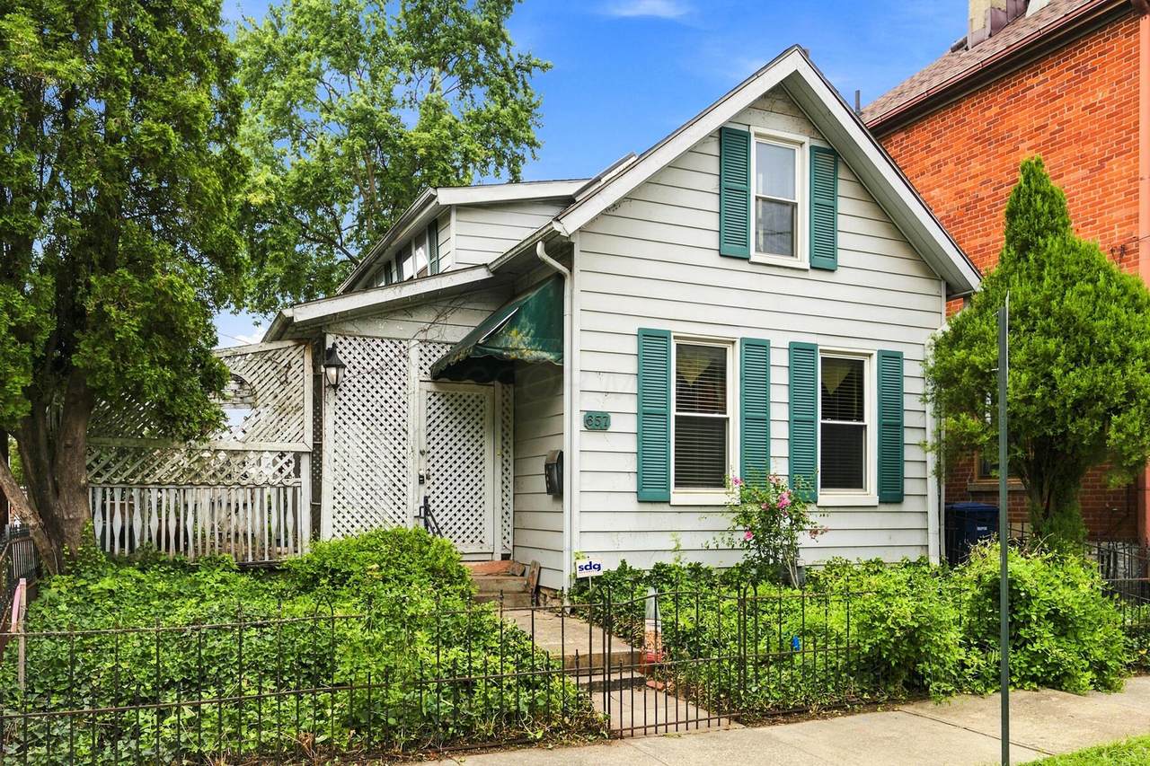 657 9th Street - Photo 1