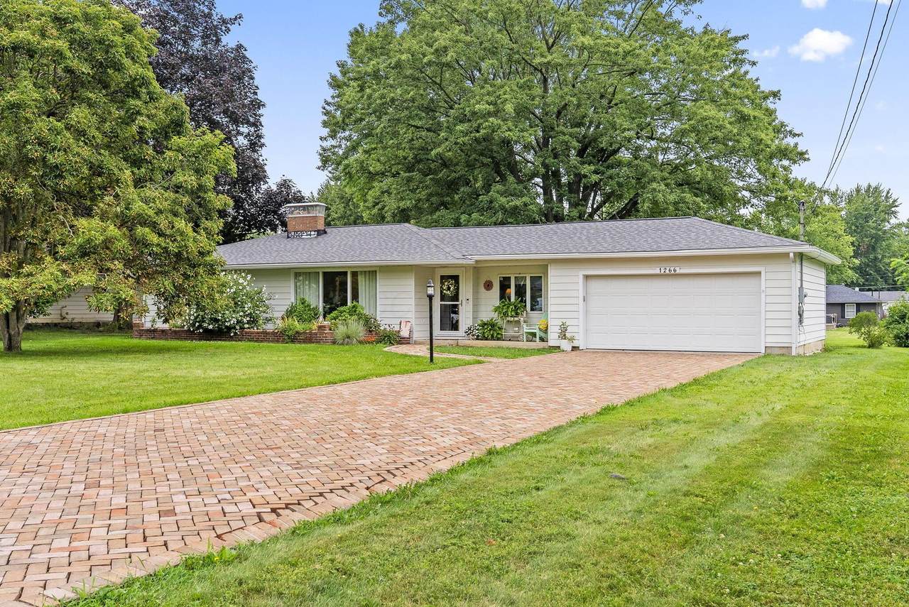 1266 Lawndale Road - Photo 1