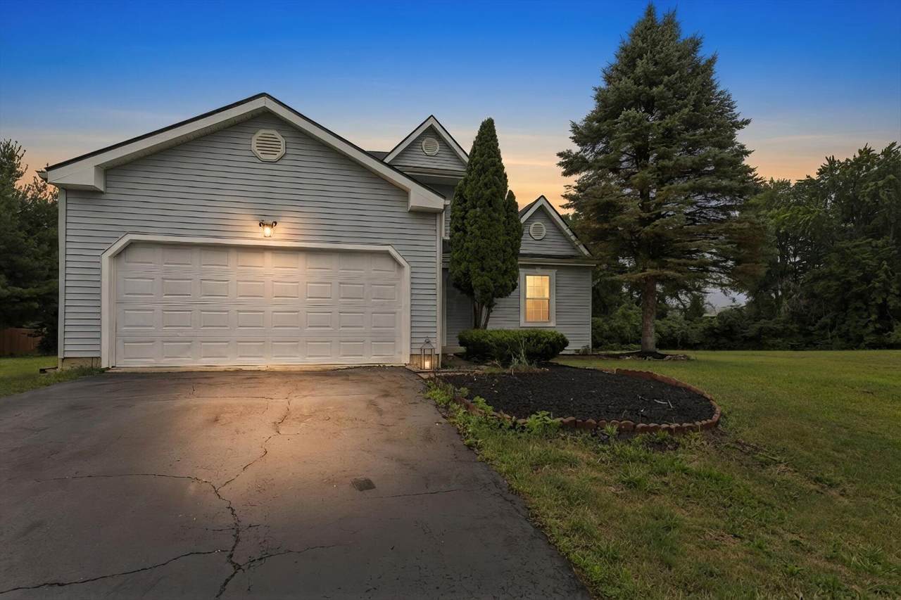 192 Strathsprey Drive - Photo 1