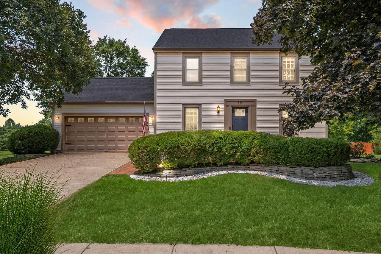886 Thirlwall Court - Photo 1