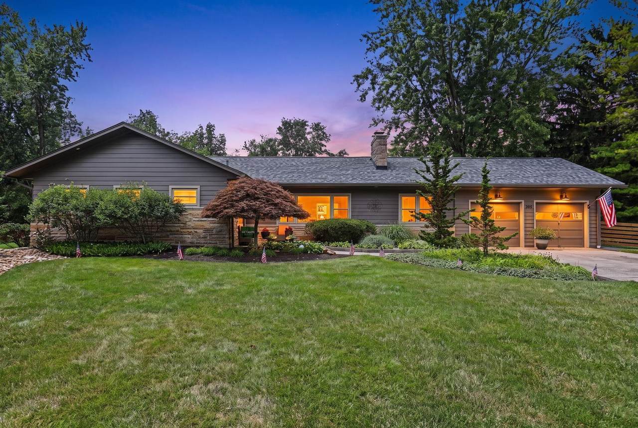 305 Woodsview Drive - Photo 1