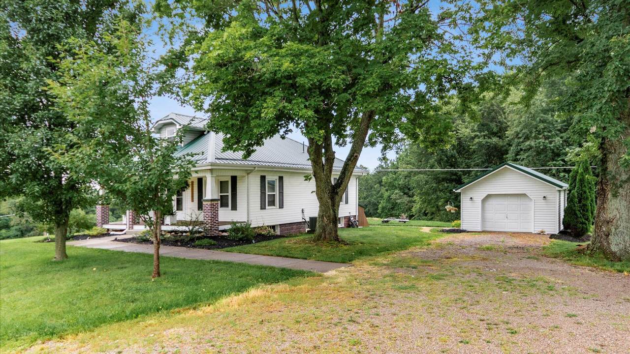 1686 Airport Road - Photo 1