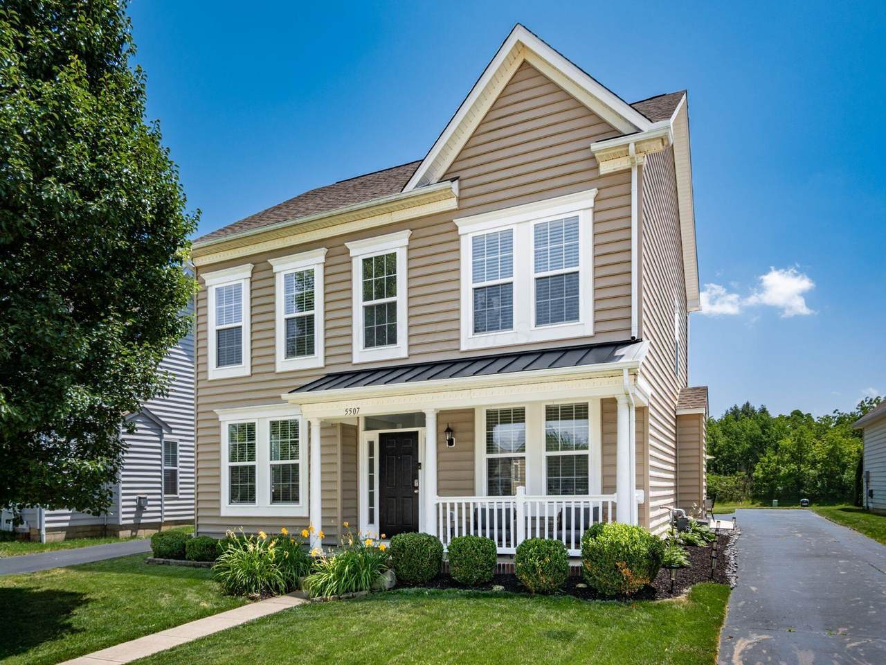 5507 Sentinel Falls Street - Photo 1