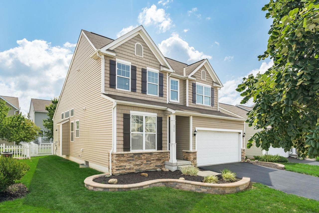 372 Hanton Way - Photo 1
