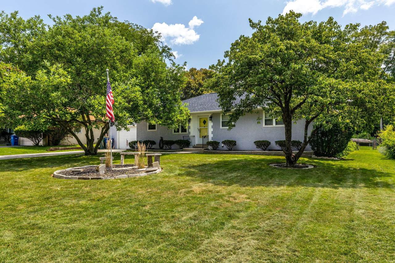 47 Meadowlark Lane - Photo 1