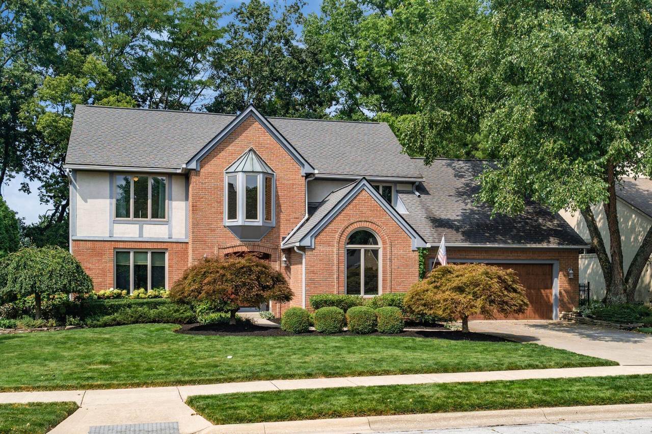 978 Valleyview Drive - Photo 1