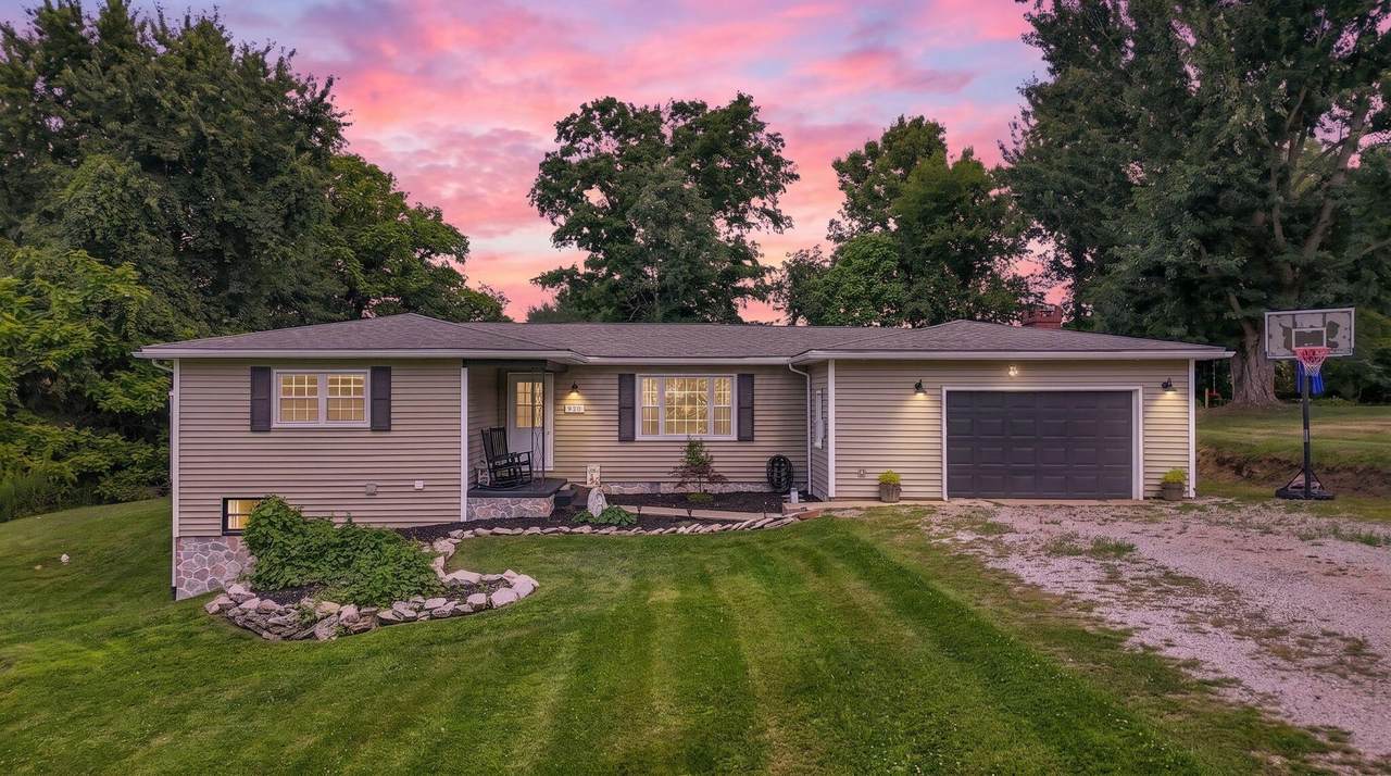 920 Towe Drive - Photo 1