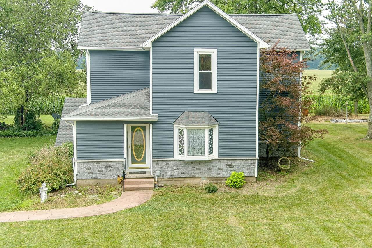 19834 Botkins Road - Photo 1